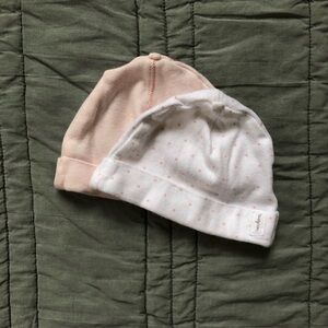HM newborn beanies